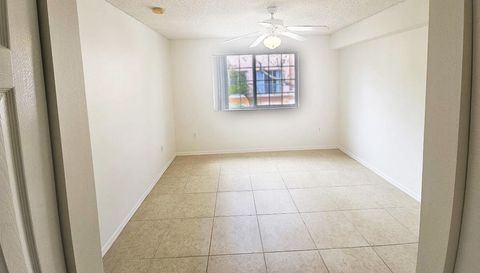 2033 SE 10th Ave Fort Lauderdale