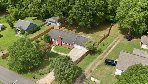 3652 Emma Ave