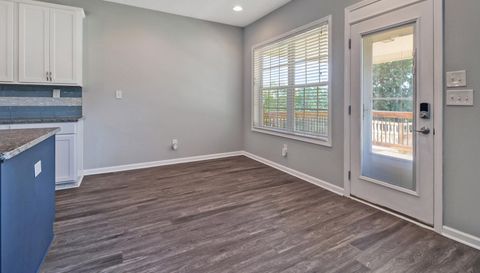 2044 Wooded Mountain Ln