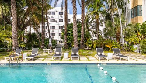 2421 Lake Pancoast Dr