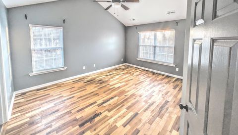 226 N Orchard Farms Ave