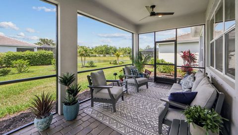 10004 Coral Shore Dr