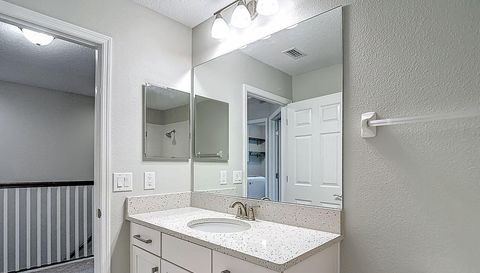 12538 Rangeland Blvd