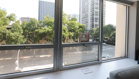 70 W Burton Pl