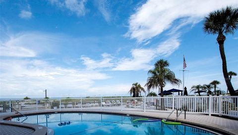 1255 Tarpon Center Dr