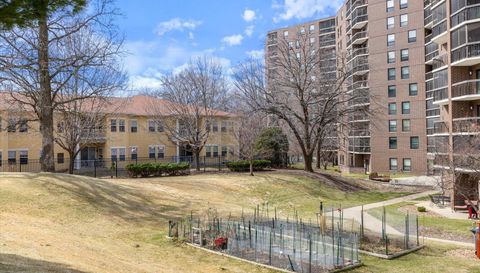 6615 Lake Shore Drive S