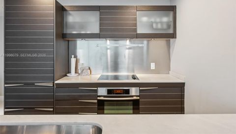 200 Biscayne Boulevard Way