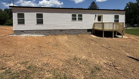 705 Robin Dr