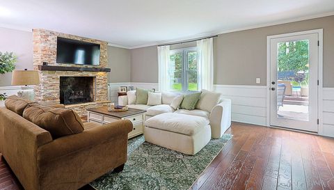 1406 Arden Dr SW