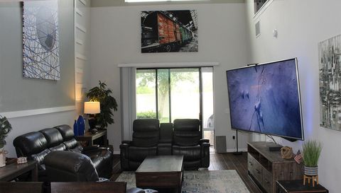 1235 Verdant Glade Pl