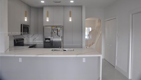 8261 107th Ct