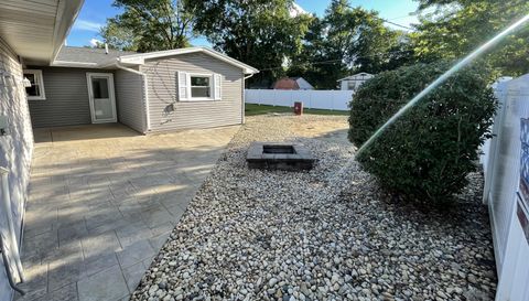 9 Hilltop Dr