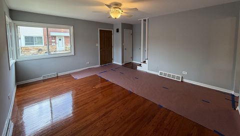 170 E Northwest Highway