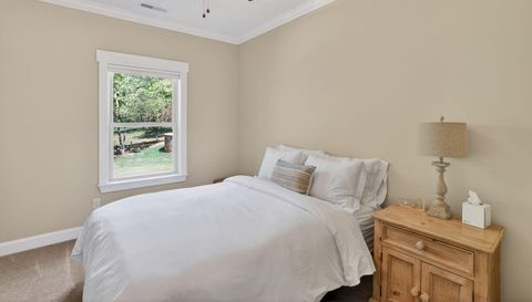 1625 River Bluffs Dr