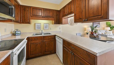 9313 Ranchview Lane N