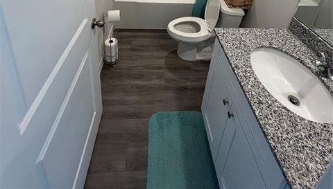 1392 Stone Ridge