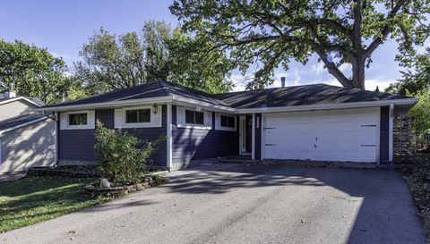 18225 W Lindenwood Drive