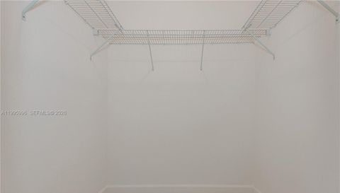14732 181 Terrace