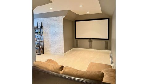 2307 Red Oak Ln