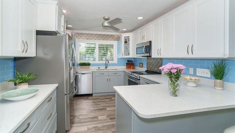 4195 SURFSIDE COURT