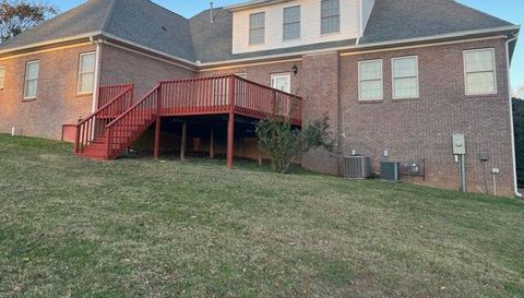 2327 Glennridge Rd