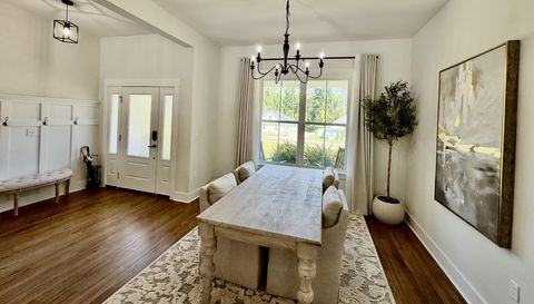 3395 Mariana Oaks Dr