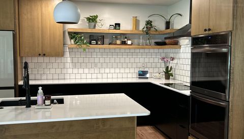 411 S Pleasant Ridge Rd