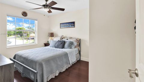20914 La Questa Ct