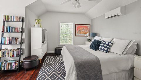 12428 Summerport