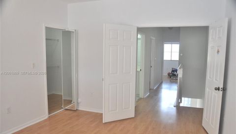 8261 107th Ct