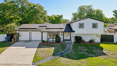 7111 Gateway Ct