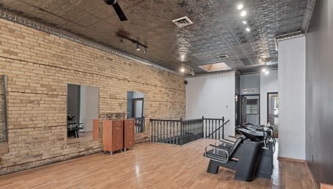 214 N Chestnut Street