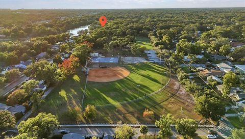 344 W RIO VISTA COURT