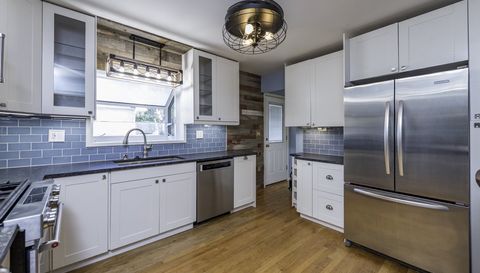 18225 W Lindenwood Drive