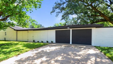 5675 Sylmar Rd