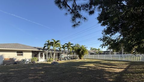 1015 Sorrento Woods Blvd