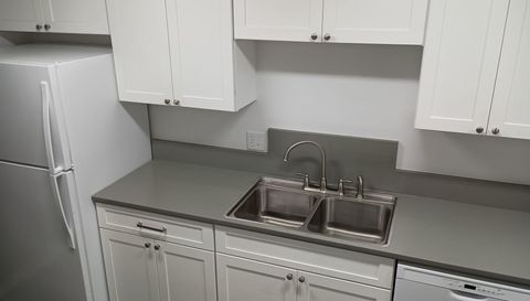 1719 NW 23rd Ave #4a