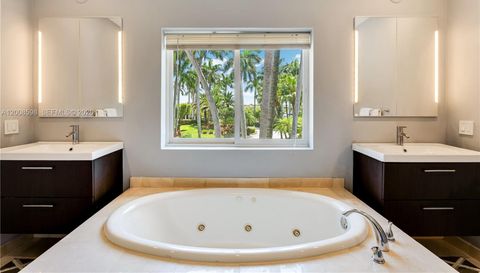 13636 Deering Bay Dr
