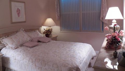 4139 Moon River Circle