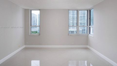 701 Brickell Key Blvd