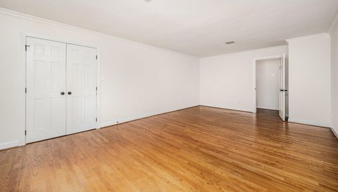 1820 Hunting Ridge Rd