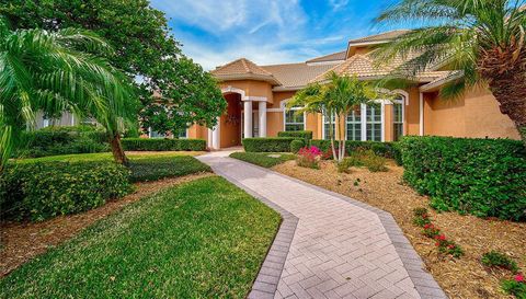 2123 Calusa Lakes