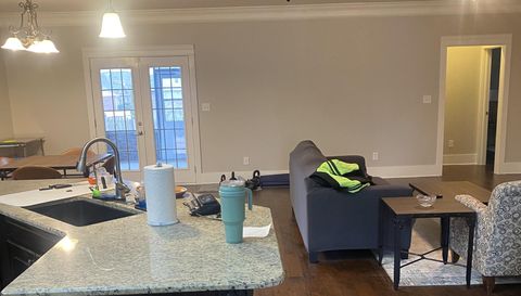 22 Cypress Grove Ln SW