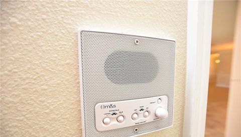 1977 WIND MEADOWS DRIVE