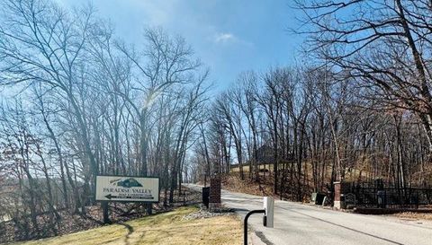 1452 Paradise Valley Drive