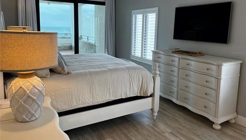 1465 GULF OF MEXICO DRIVE