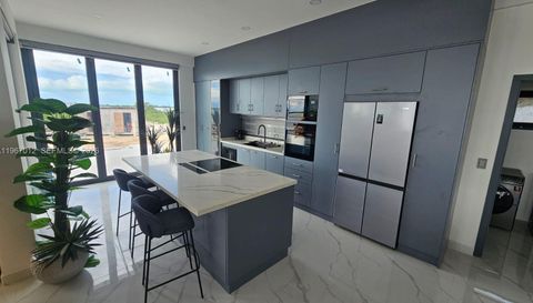 42A Barrier Reef Drive