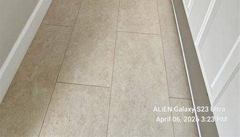 2504 GRASSY POINT DRIVE