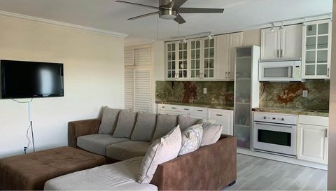 1850 S Ocean Dr APT 305