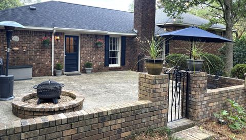 5911 N Shenandoah Rd